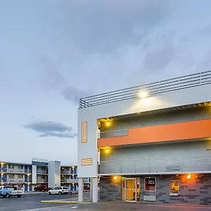 2* Hotel 6- Denver, Co Downtown
