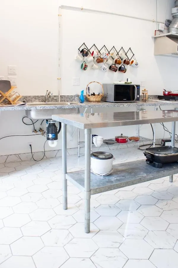 11Th Avenue Hostel United States