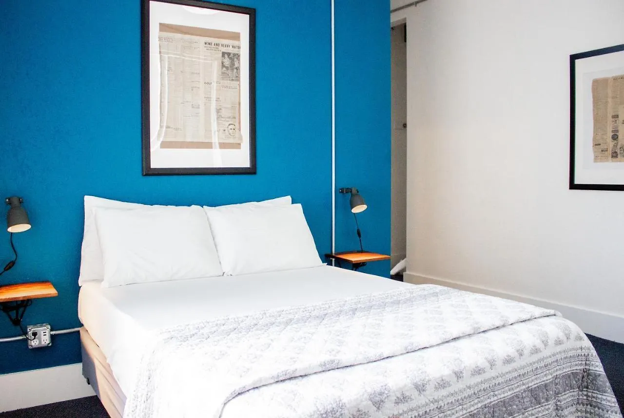 11Th Avenue Hostel  Denver