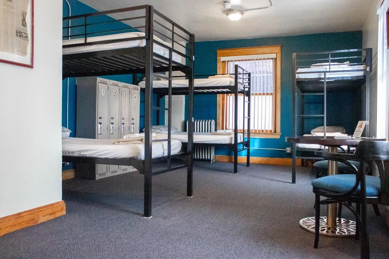 11Th Avenue Hostel  Denver