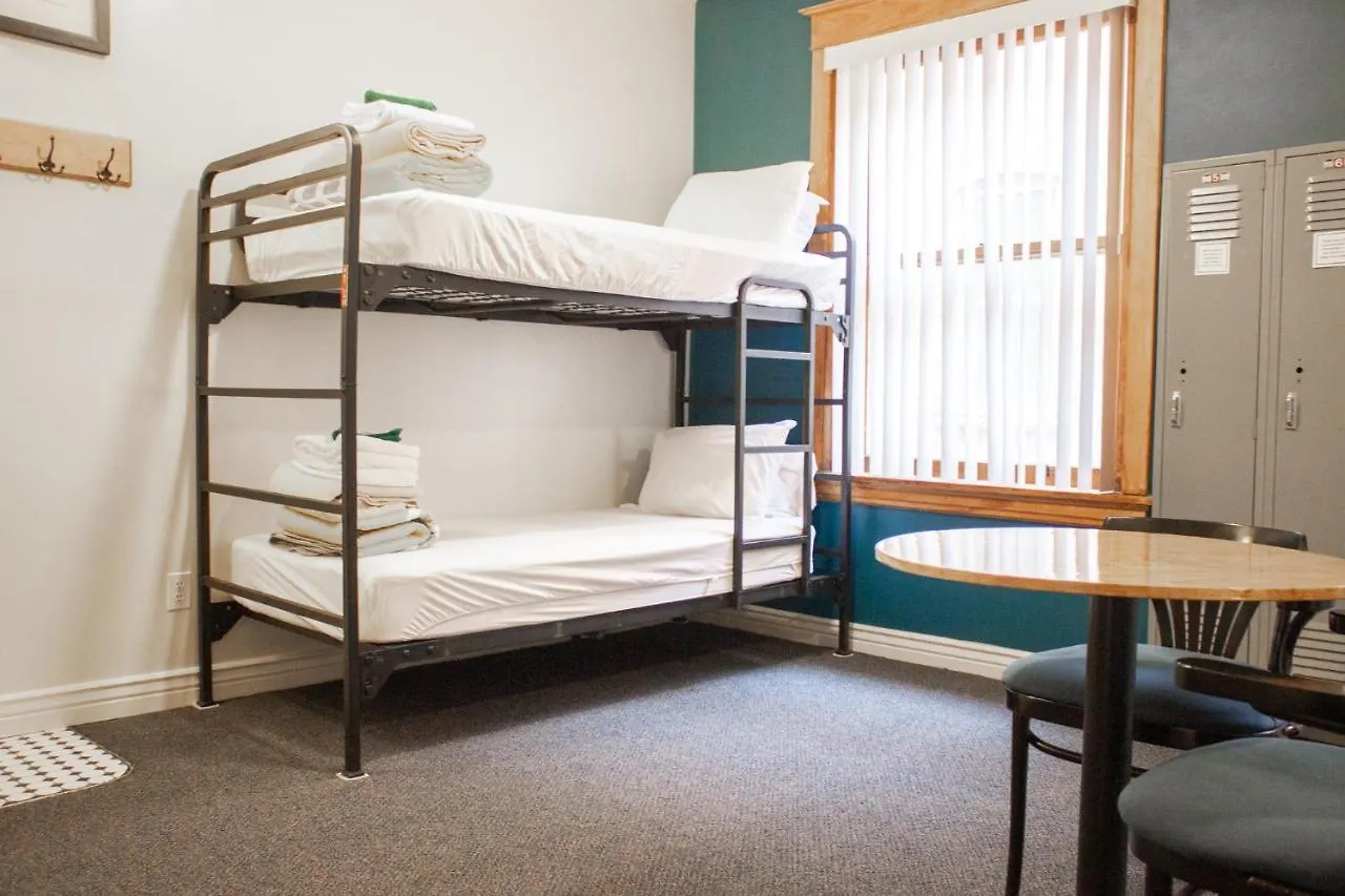 11Th Avenue Hostel  Denver